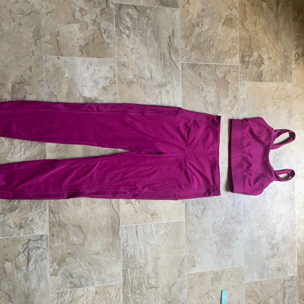 Legging set. Target all in motion set. Legging a abs sports bra